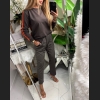 Bluza bawełniana w kolorze czekoladowym  z pomarańczowymi lampasami